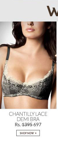 WonderBra Chantilly Lace Demi Bra. 