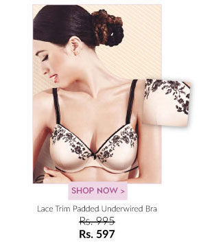 Amante Lace Trim Padded Underwired Bra. 