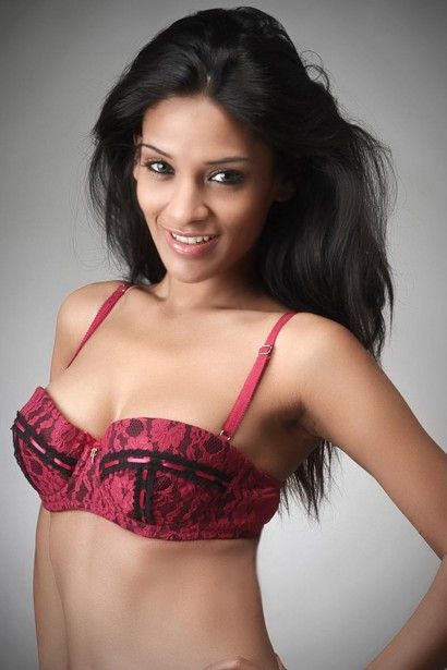 Aviraté Floral Lace Push-up Bra