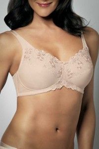 Triumph Floral Non Wired Minimizer Bra
