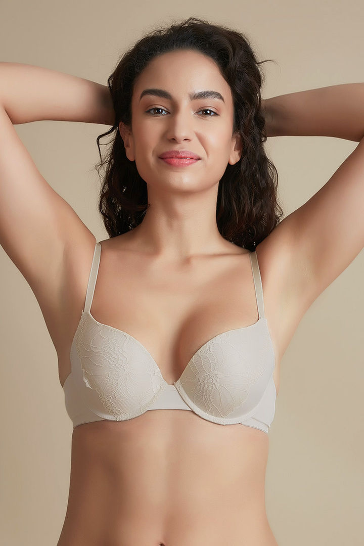 Zivame Luxe Lace Push Up Wired Medium Coverage Bra