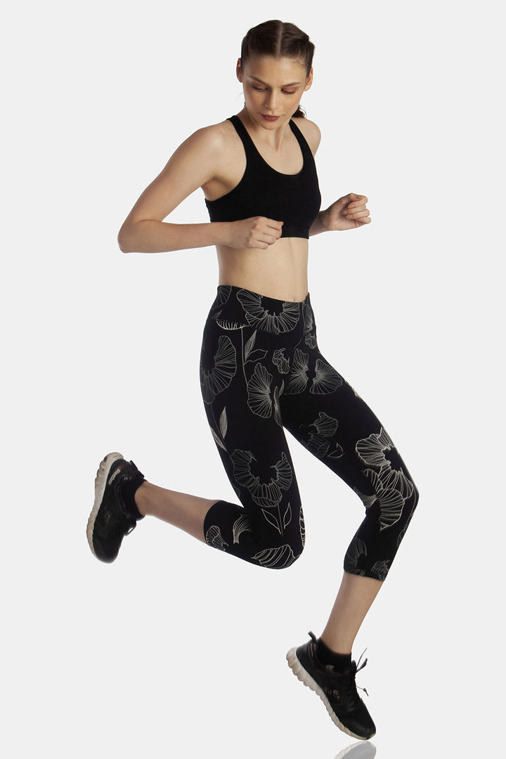 Lavos Bamboo With Organic Cotton Skin Fit Secret Sleek Pocket Capri