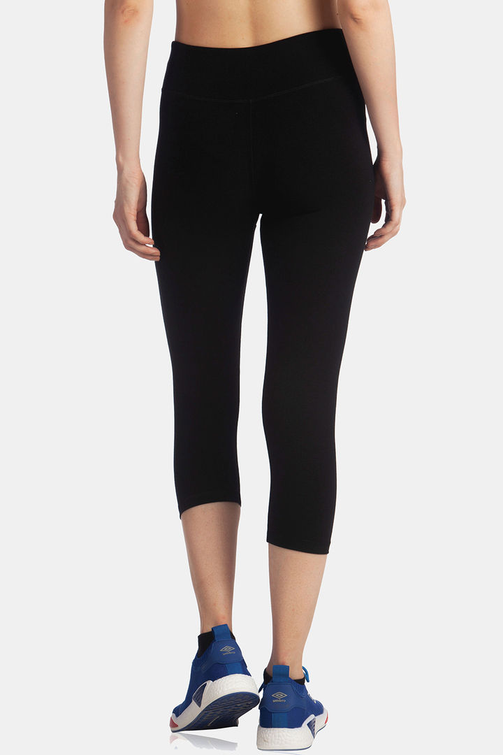 Lavos Organic Cotton Bamboo Skin Fit Capri