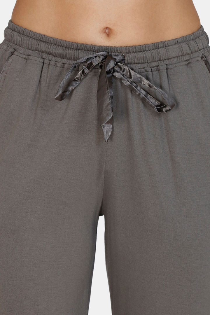 Zivame Matte Shine Viscose Pyjama Set
