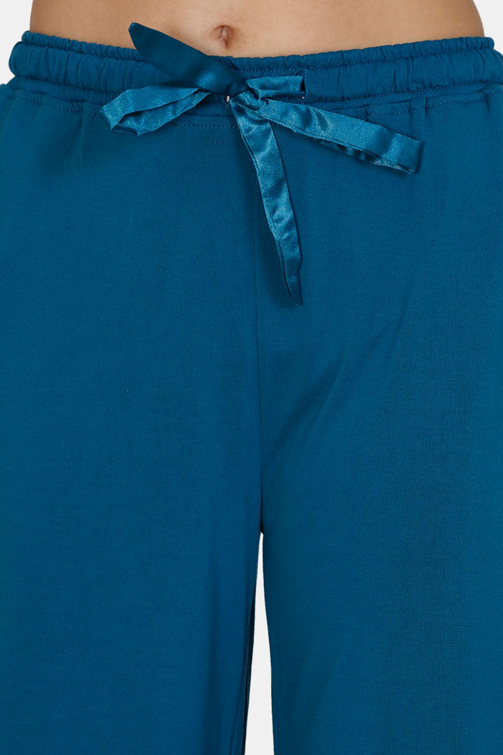 Zivame Matte Shine Viscose Capri Set