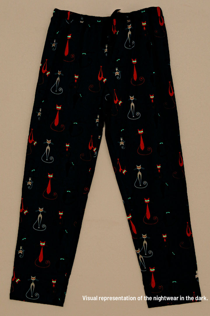 Zivame Kitty Cat Glow In The Dark Butter Soft Poly Knit Pyjama Set