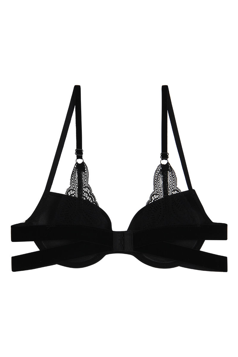 Buy Zivame Anti Dig Lace Pushup Bra with Bikini Panty- Black at Rs.1340  online