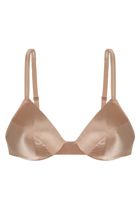 Buy Triumph Underwired Stretchable Satin Bra at Rs.699 online