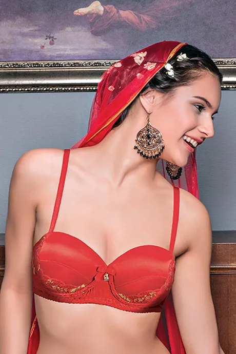 Buy Enamor Satin Shimmers n Lace Padded Underwired Bridal Bra- Red
