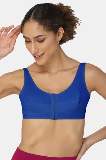https://cdn.zivame.com/ik-seo/media/zcmsimages/configimages/FH1026-Blue/1_medium/naidu-hall-double-layered-non-wired-full-coverage-blouse-bra-blue.jpg?t=1683292069