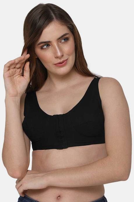 https://cdn.zivame.com/ik-seo/media/zcmsimages/configimages/FH1027-Black/1_large/naidu-hall-double-layered-non-wired-full-coverage-blouse-bra-black-1.jpg?t=1683106002