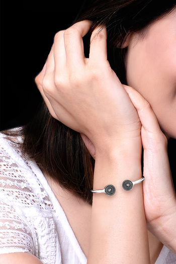 Love minimal bracelet (slim) – Burgundy - tradeyourpi.com
