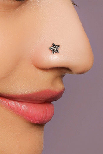 Buy AVNI by Giva 925 Oxidised Silver Star Nose Pin at