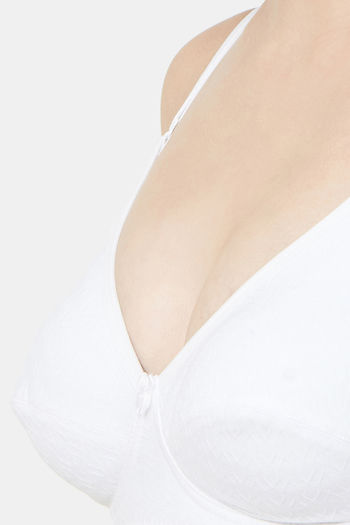 Buy Juliet Double layered Non Wired Medium + Coverage T-Shirt Bra - White  at Rs.349 online