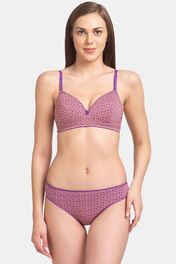Buy Zivame Beautiful Basics Padded Wired 3/4th Coverage T-Shirt Bra -  Cabernet at Rs.498 online