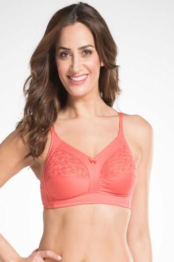 Buy Jockey Single Layered Non-Wired 3/4Th Coverage Super Support Bra - Blush Pink