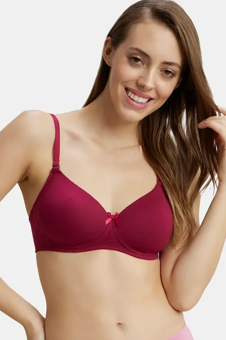 Buy Jockey FE23 Wirefree Padded Medium Coverage Multiway T-Shirt Bra - Beet  Red at Rs.849 online