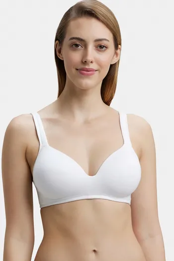 https://cdn.zivame.com/ik-seo/media/zcmsimages/configimages/JO1068-White/1_medium/jockey-padded-non-wired-full-coverage-blouse-bra-white.jpg?t=1668001867