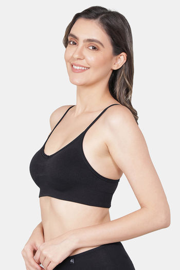 Buy Jockey Double Layered Non Wired Full Coverage T-Shirt Bra - Classic  Navy at Rs.649 online