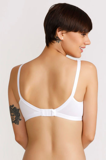 Buy Lovable Medium Impact Sports Bra- Grey N White at Rs.490 online