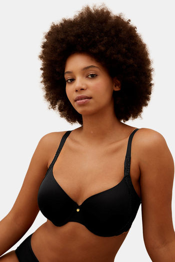 Marks and Spencer Women's Body Under Wired Padded Full Cup T-Shirt Bra,  Black, 38B in Kenya