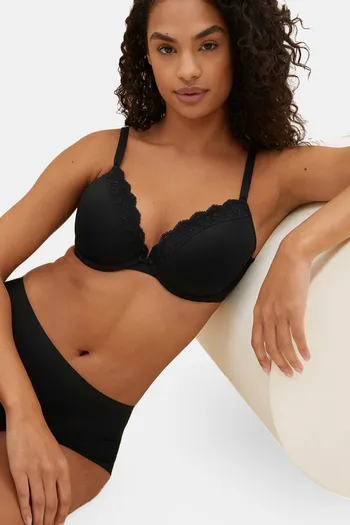 Buy Marks & Spencer Padded Wired Full Coverage Lace Bra - Black Mix at  Rs.1000 online