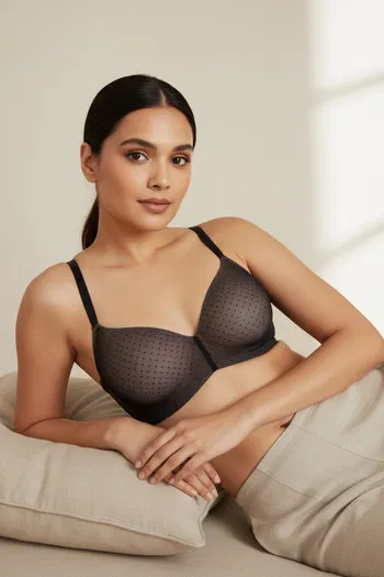 Buy Zivame Padded Non Wired 3/4Th Coverage T-Shirt Bra - Black
