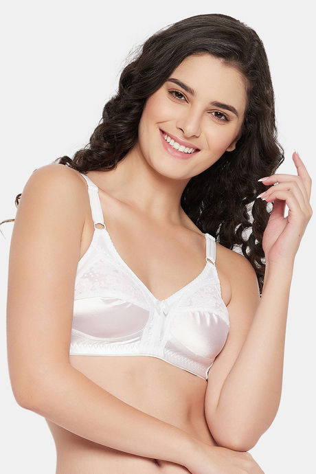 Buy Clovia Double Layered Non-Wired Full Coverage T-Shirt Bra - White at  Rs.699 online