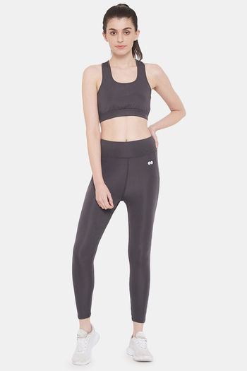 20 Best Flared Leggings for Women, Tested & Reviewed 2024 | Glamour