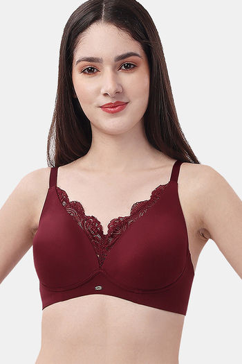 Buy Red Lingerie Sets for Women by SOIE Online