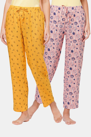 Pajama Set mit Hase Muster und plüscher Kapuze | SHEIN | Night dress for  women, Fashion design clothes, Fashion attire
