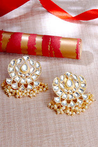 Buy Sukkhi Fashionable Kundan Gold Plated Pearl Earring Set for Women