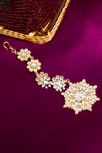 Buy Sukkhi Lavish Kundan Gold Plated Maangtikka for Women
