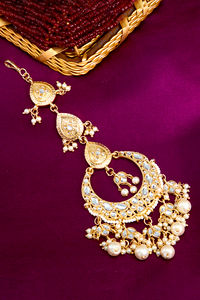 Buy Sukkhi Pretty Pearl Gold Plated Kundan Maangtikka for Women