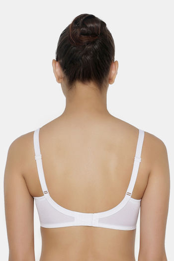 Triumph Minimizer 21 Non-Wired Non-Padded Bra (1001300) - The online  shopping beauty store. Shop for makeup, skincare, haircare & fragrances  online at Chhotu Di Hatti.
