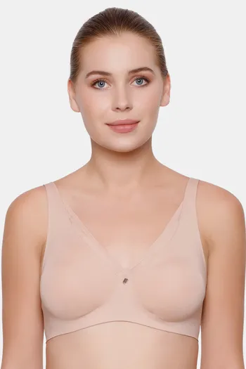 Buy Triumph Single Layered Non Wired Full Coverage Minimiser Bra - Smooth  Skin at Rs.2249 online