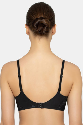 Buy Triumph Padded Non Wired Medium Coverage T-Shirt Bra - Black at Rs.2969  online