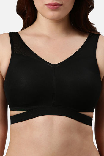 Buy Enamor Lightly Lined Non-Wired Full Coverage T-Shirt Bra - Black at  Rs.899 online