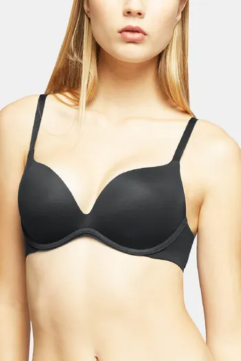 Buy Yamamay Non-Wired Medium Coverage Push-Up Bra - Black at Rs.2699 online