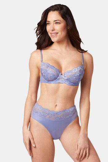 Yamamay - Sensual transparency and refined lace details