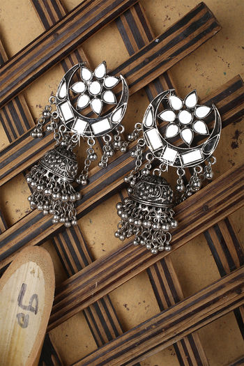 Latest Stylish Traditional Antique Jhumki Earrings Pair1