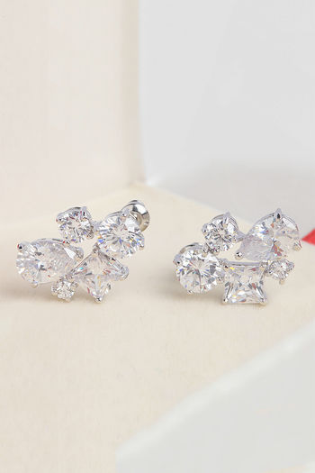 Classic Gold Crystal Flower Stud Earrings