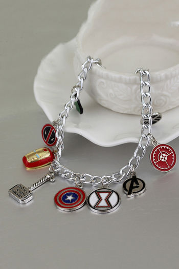PANDORA : Pandora Moments Marvel The Avengers Logo Clasp Snake Chain  Bracelet - Annies Hallmark and Gretchens Hallmark $95.00