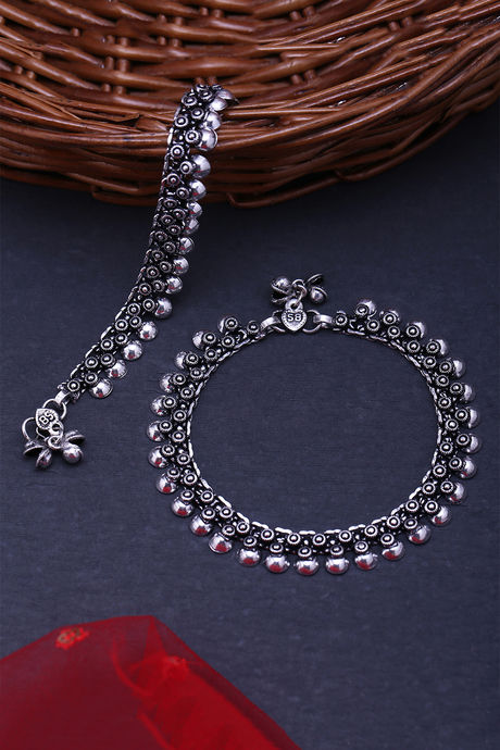 Yellow Chimes Classic German Silver Oxidised Antique Design Traditional  Anklets