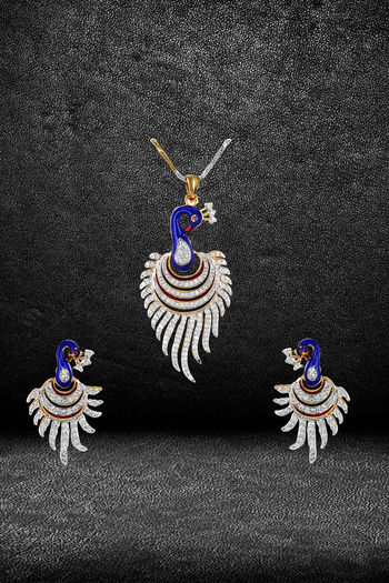 Youbella Stylish Party Wear Jewellery Gold Plated And American Diamond  Jewellery Set For Women (Multi-Colour)(Ybpd_49_Fon)