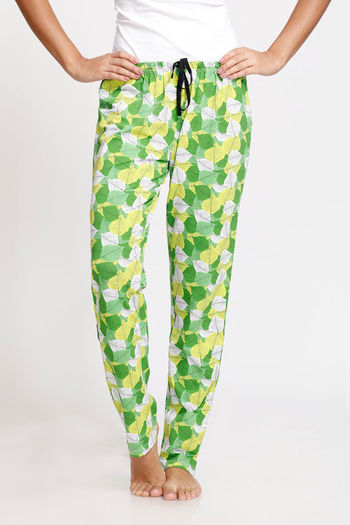 Zivame Cotton CoZzzies Lay- Leaf Pyjama- Lucite Green