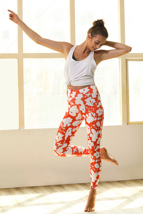 Buy Zelocity High Rise High Quality Stretch Leggings - Orange Pepper at  Rs.897 online