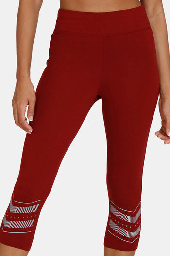 Buy Zelocity Mid Rise Quick Dry Capri - Pomegranate at Rs.583 online