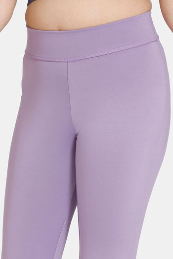 Nike Sportswear Favorites Big Kids' (Girls') High-Waisted Leggings  (Extended Size). Nike.com