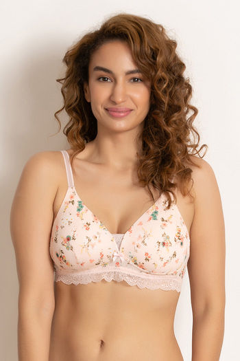 Zivame - A sweet kiss of flowers - The Sweet Caroline Collection. 🌻  Delicate lace detail 🌻 Available in padded, non-padded, wired and  non-wired styles 🌻 With matching panties Shop Here